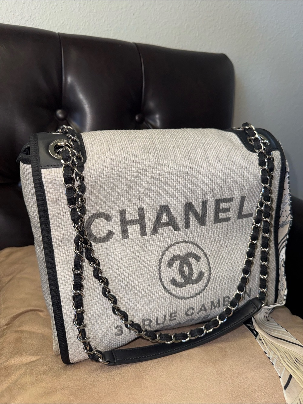 💎AUTHENTIC CHANEL GRAY RAFFIA DEAUVILLE MESSENGER/SHOULDER BAG/CROSSBODY-EUC - Picture 3 of 17